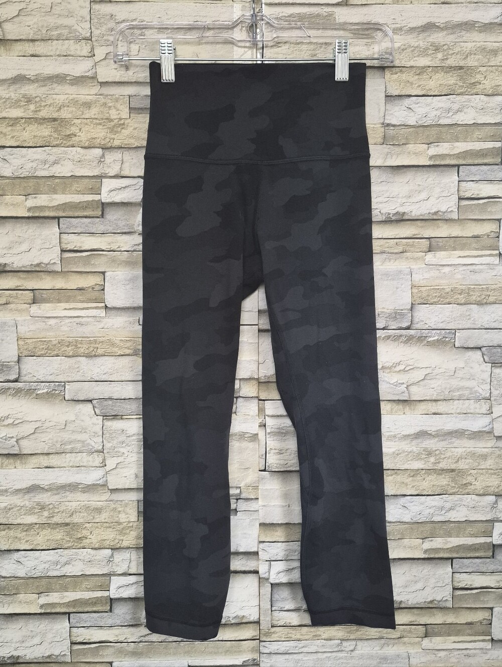 ​Lululemon Align Crop Leggings Women's Size 4 Camo Black Gray Athleisure Yoga